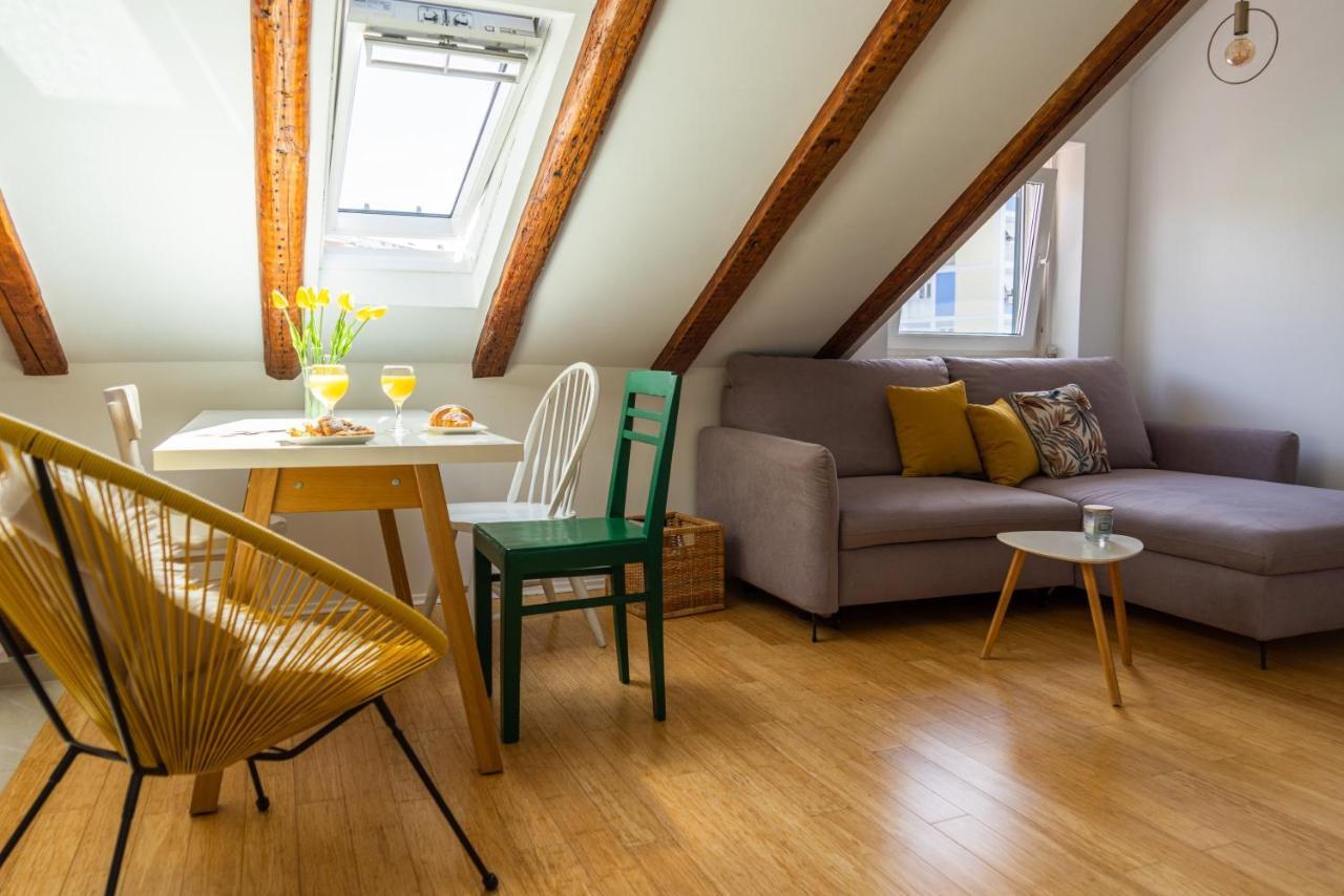 Cool Attic Apartment Marina Сплит Экстерьер фото