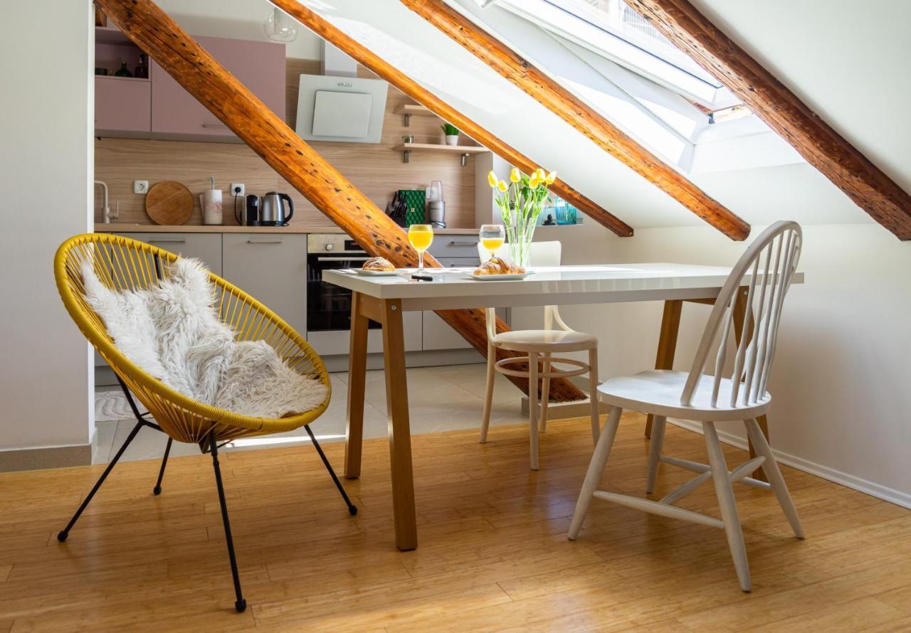 Cool Attic Apartment Marina Сплит Экстерьер фото