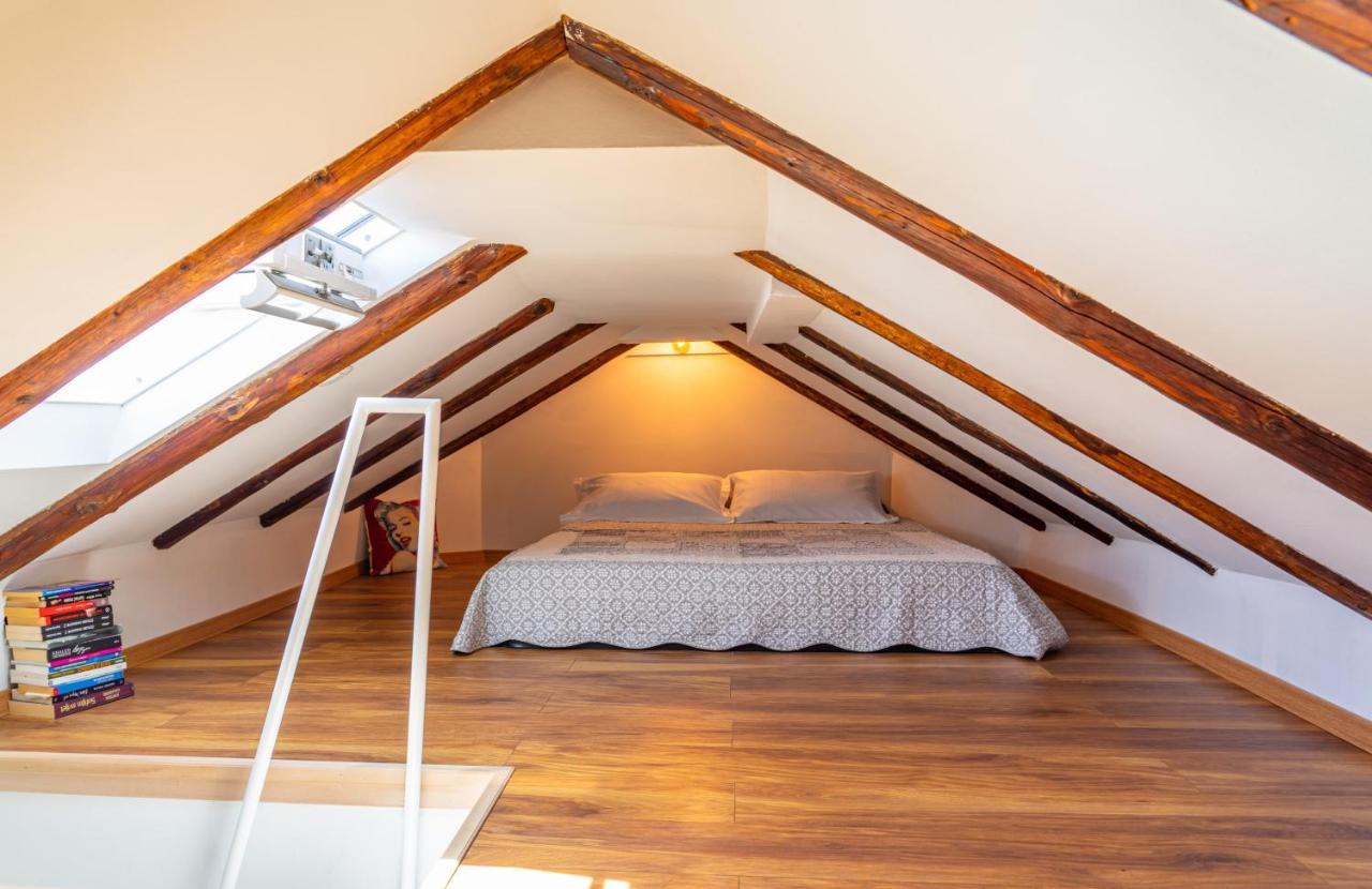 Cool Attic Apartment Marina Сплит Экстерьер фото