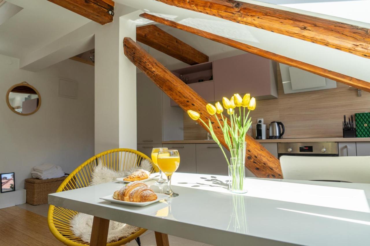 Cool Attic Apartment Marina Сплит Экстерьер фото