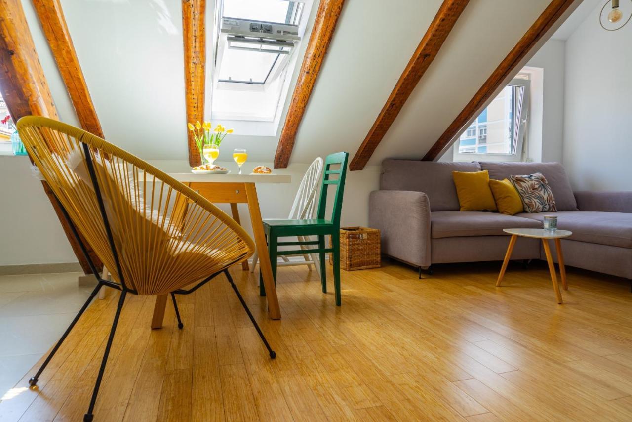 Cool Attic Apartment Marina Сплит Экстерьер фото